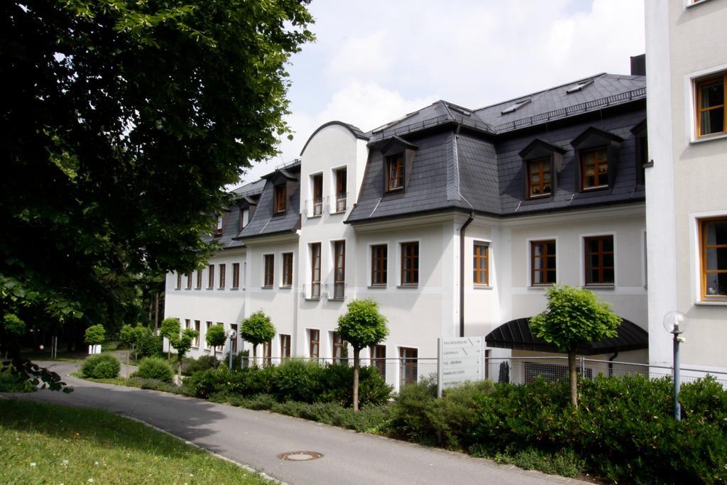 Kloster St. Josef Neumarkt in der Oberpfalz Extérieur photo